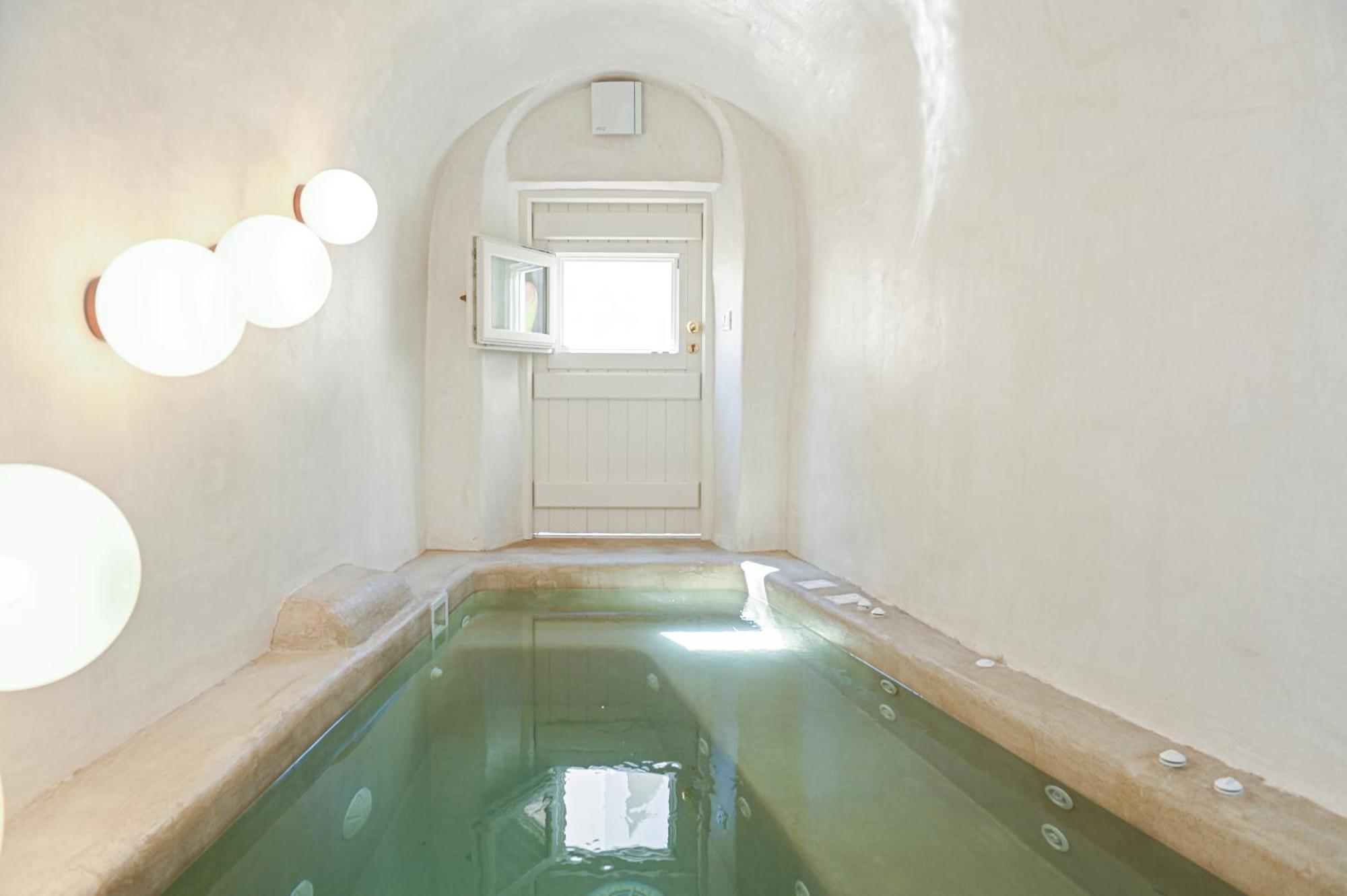 Vóthon Naos Suites מראה חיצוני תמונה